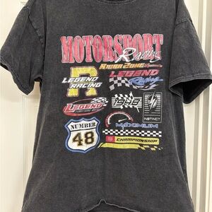 ROMWE Women’s Motorsport Graphic Tee - Black and Red